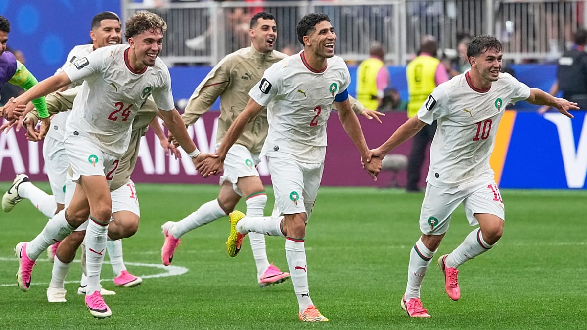 Morocco Dominates Canada 3-0, Moves to World Cup Quarterfinals!