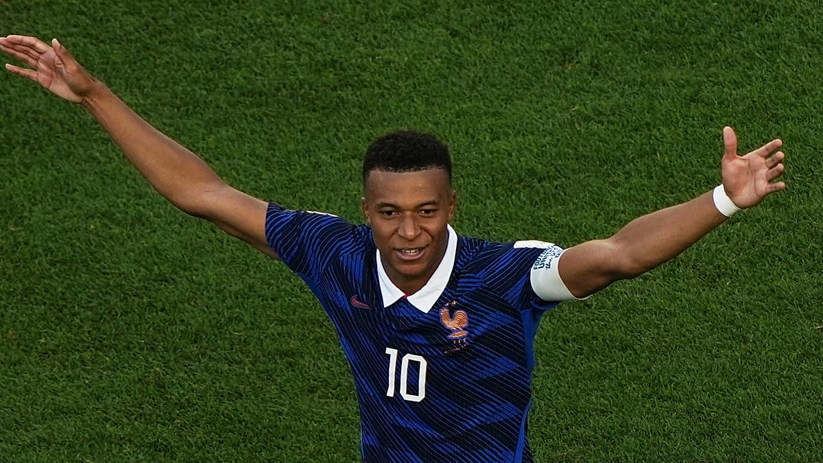 France’s Kylian Mbappé condemns ‘despicable’ Paraguayan senator over racist remarks