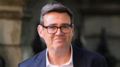 Andy Burnham: Labour Partisi’nin Yeni Lideri Olmaya Bir Adım Daha Yaklaştı!