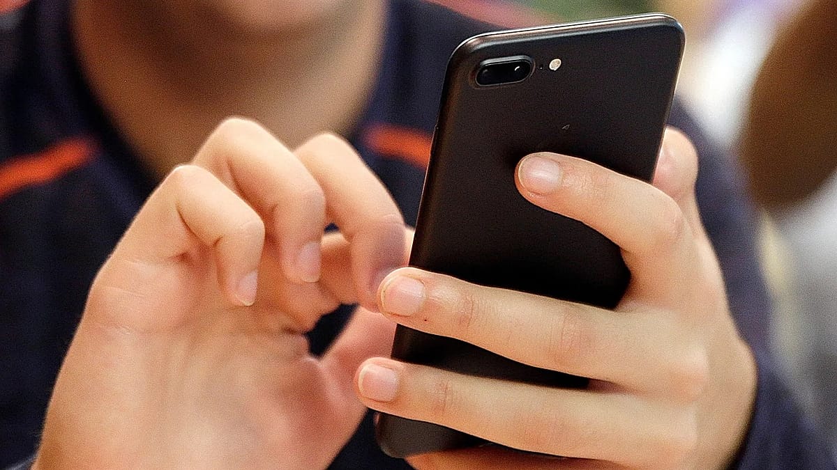 Your Phone Is Hurting Your Thumbs: Here’s How to Protect Them