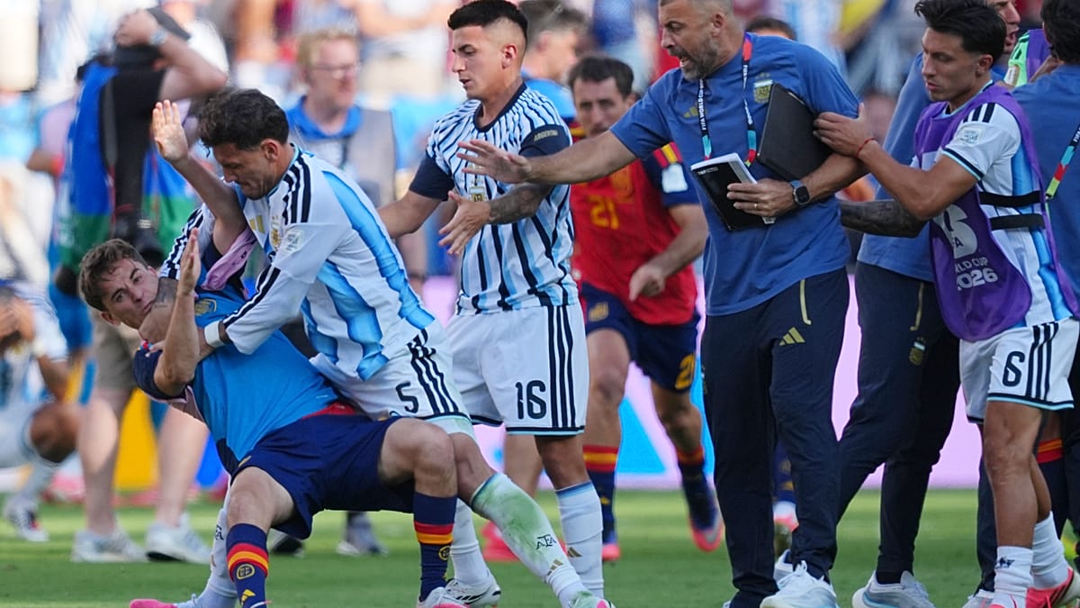 FIFA Slams