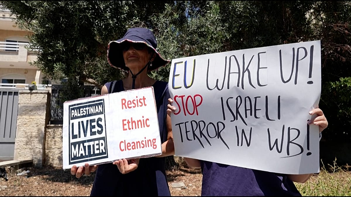 Israeli activists