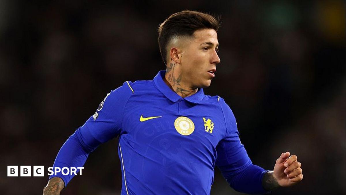 Manchester City and Chelsea in Talks for Enzo Fernandez Transfer!