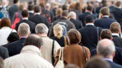 UK Faces Economic Pressure as Long-term Borrowing Costs Soar to 28-Year High!
